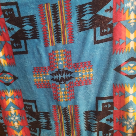 Teal southwestern tribal double sided warm plush blanket new 40in x 60in